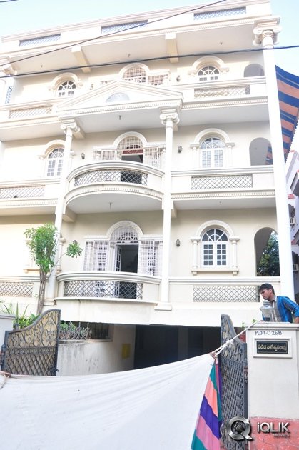 Celebrities-Pay-Homage-To-Edida-Nageswara-Rao